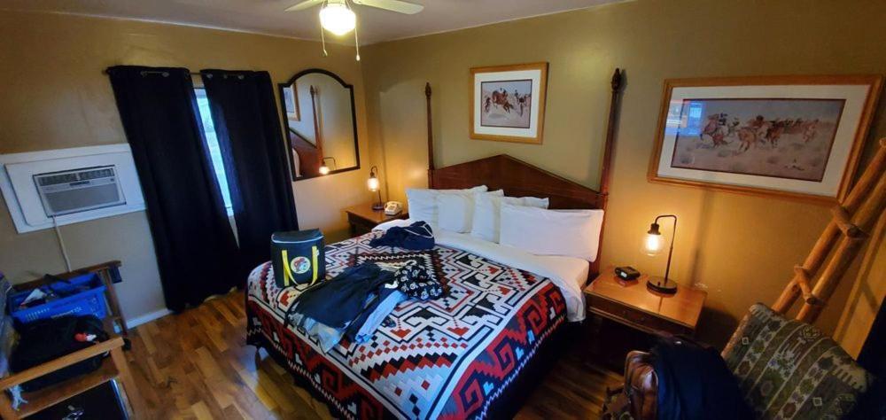 Apache Lodge Прескот Екстериор снимка